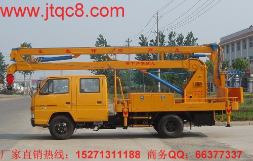 具體來看,11月份,老大哥東風銷售升降車9100輛,同比下降36%;重汽銷車6700輛,同比下降25%;第三名一汽略有增長,11月份銷售升降車9000輛,同比增長2%。陜汽和福田分別銷售升降車6600輛和6800輛,同比分別下降4%與4%。